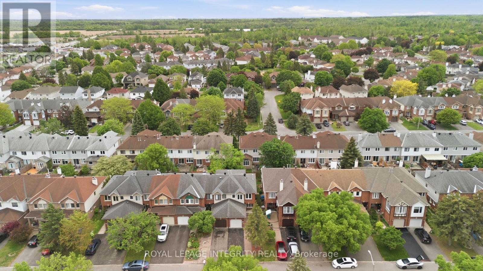 76 Hunterswood Crescent, Ottawa, ON - Outdoor With View