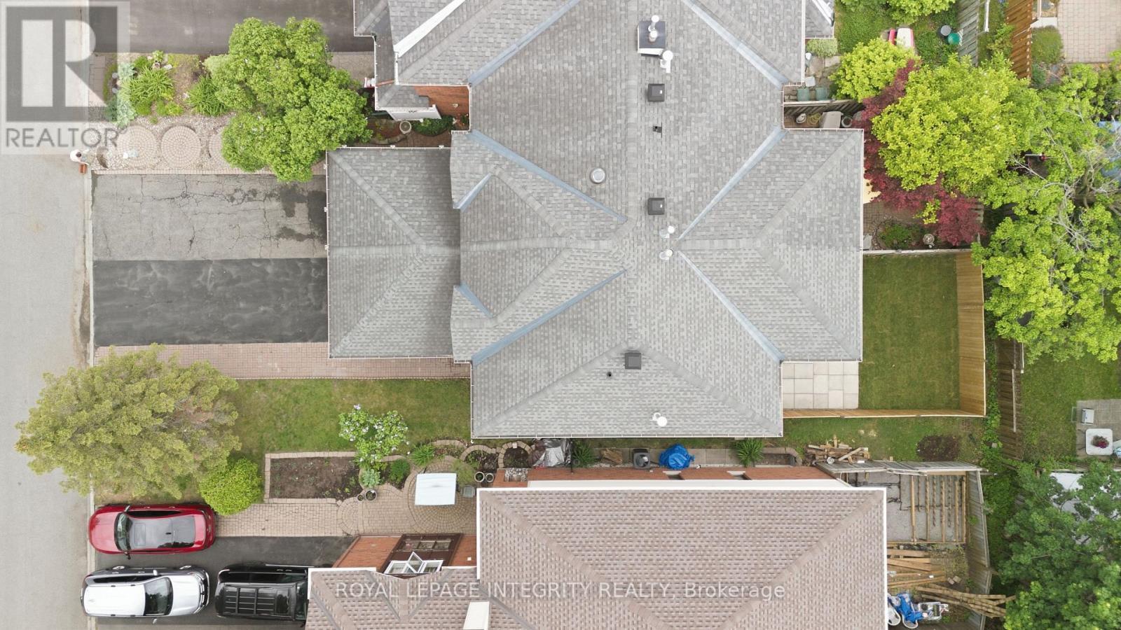 76 Hunterswood Crescent, Ottawa, ON - Outdoor