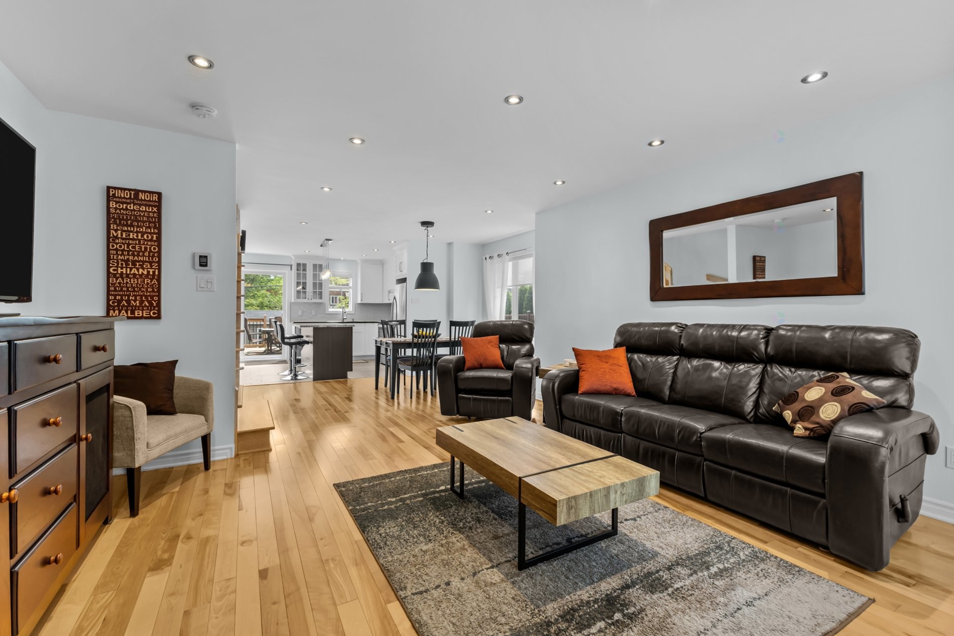 Salon - 2654 Rue Anne-Hébert, Montréal (Mercier/Hochelaga-Maisonneuve), QC - Indoor Photo Showing Living Room