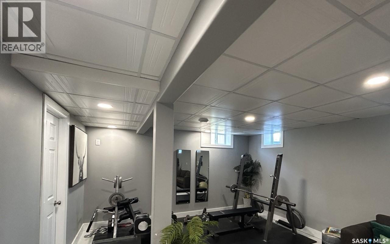104 Central Boulevard, Nipawin, SK - Indoor Photo Showing Other Room