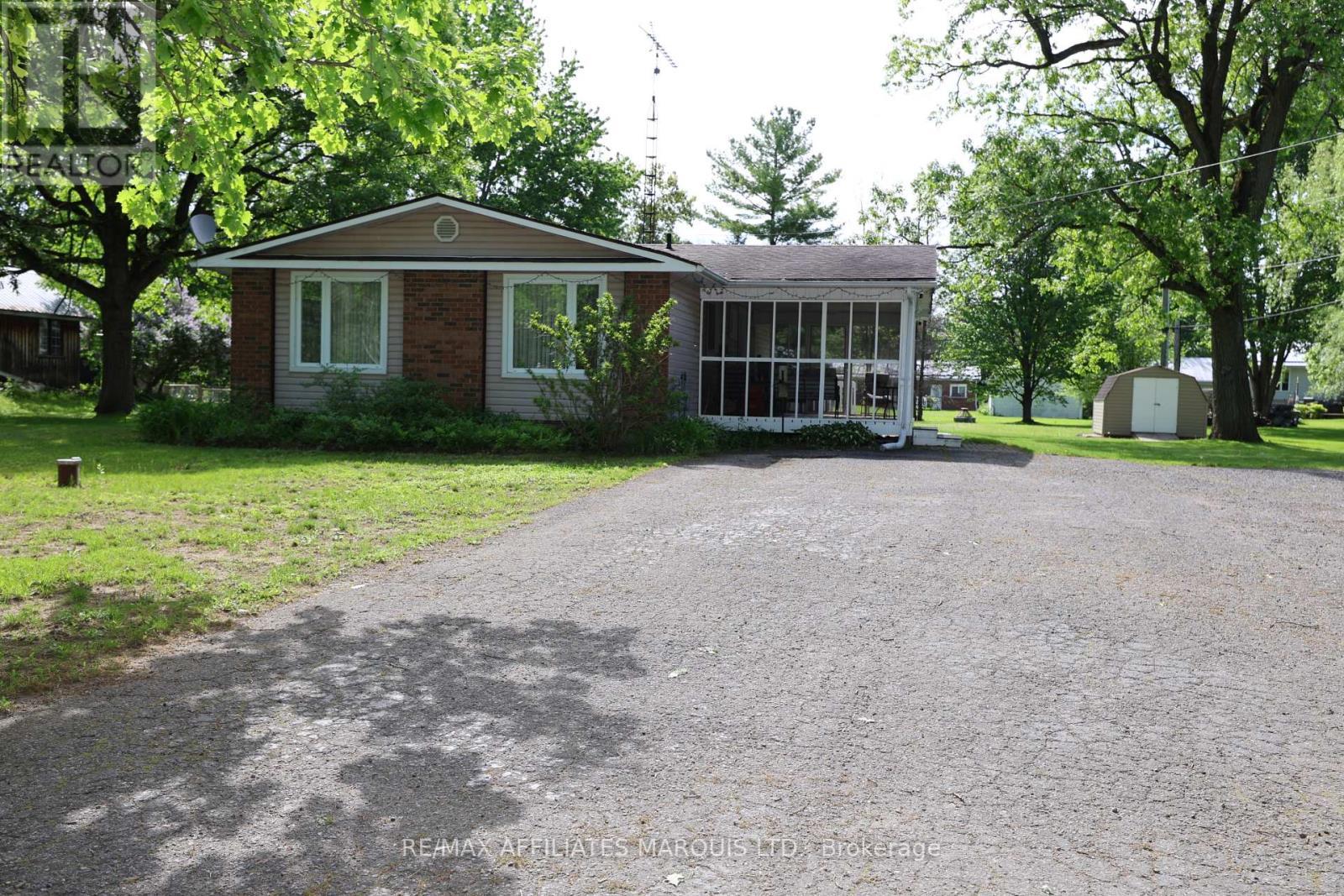 9 Sutton Drive, Edwardsburgh/Cardinal, ON - Outdoor