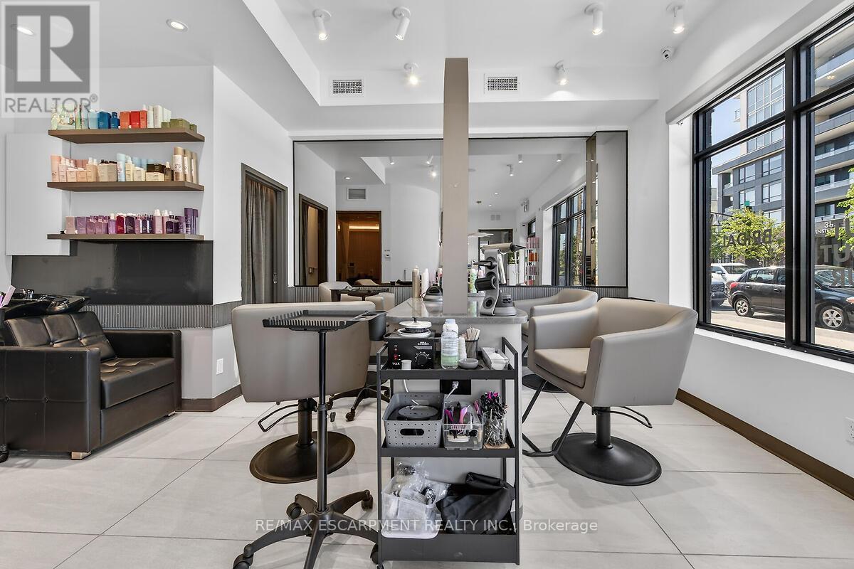 396 Winston Road, Grimsby, ON