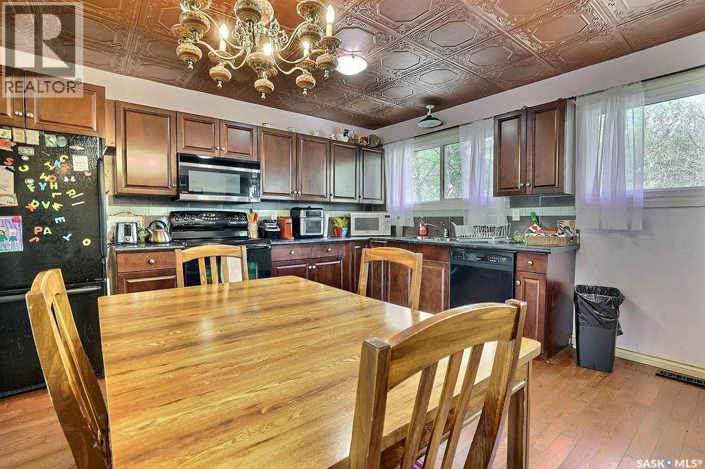 170 Elgin Crescent, Lumsden, SK - Indoor Photo Showing Other Room