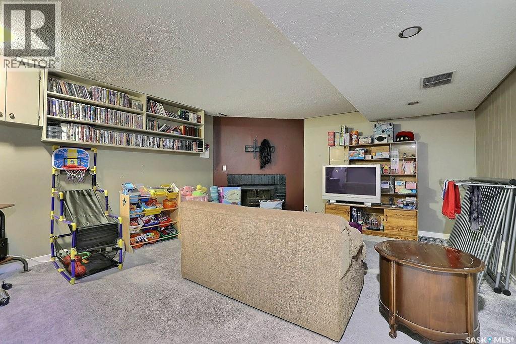 170 Elgin Crescent, Lumsden, SK - Indoor