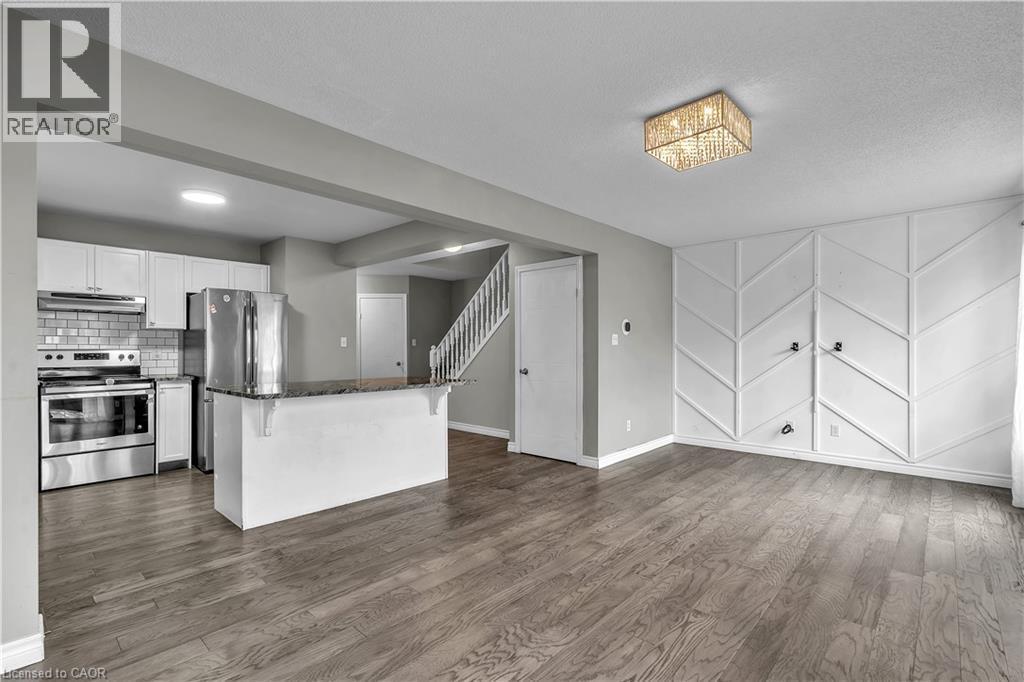 1630 Benjamin Drive, London, ON - Indoor Photo Showing Kitchen