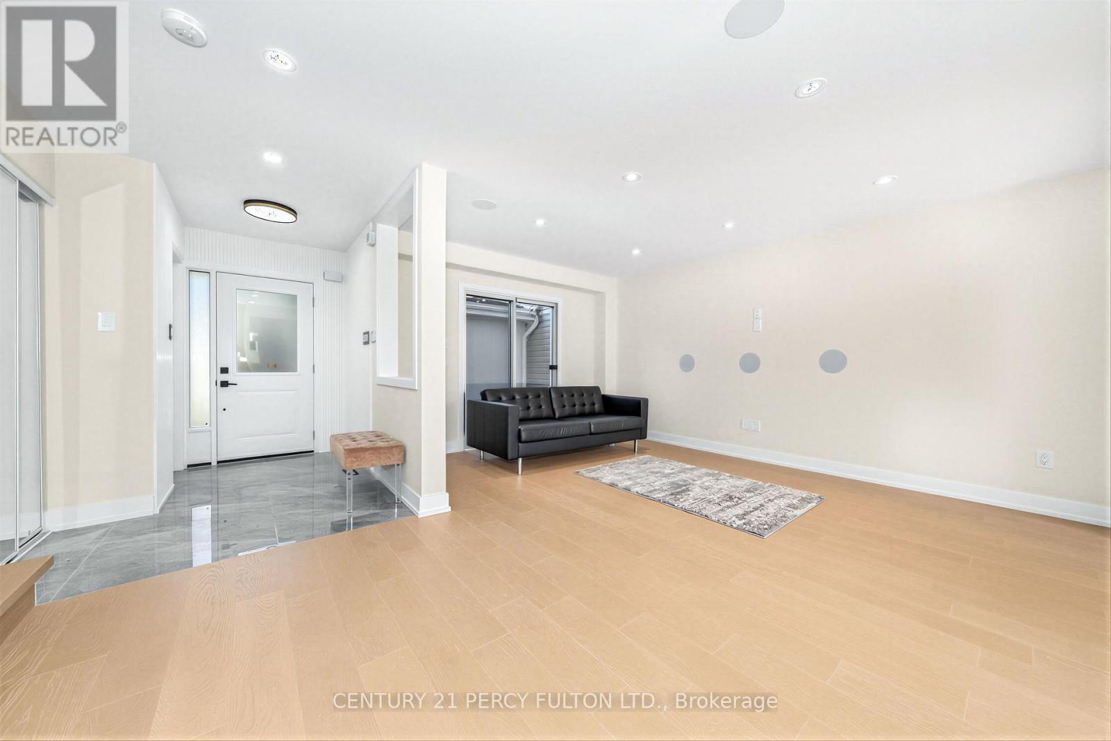 1611 Geta Circle, Pickering, ON - Indoor Photo Showing Other Room