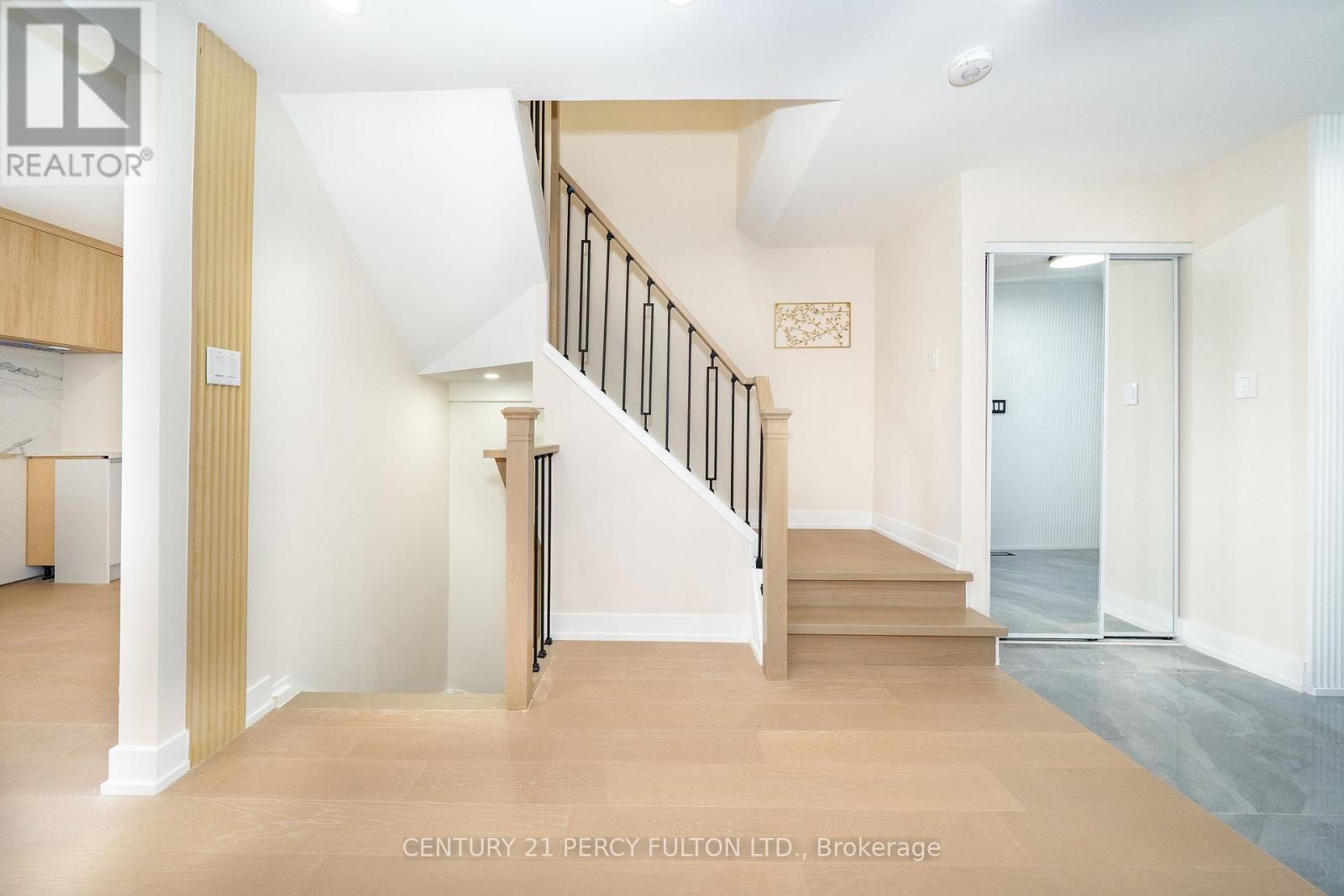 1611 Geta Circle, Pickering, ON - Indoor Photo Showing Other Room