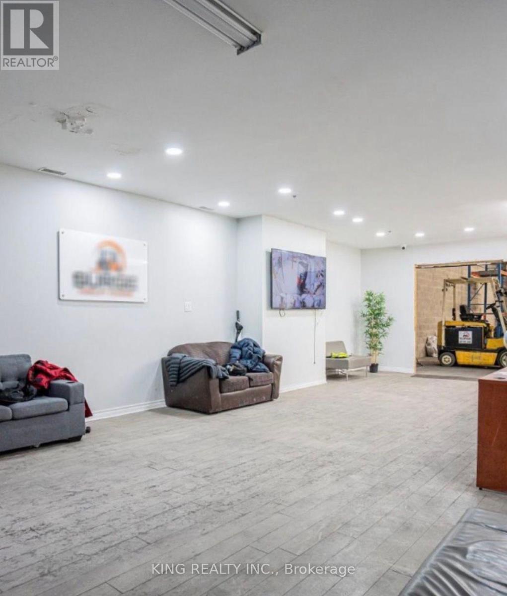 13 - 67 Westmore Drive, Toronto, ON