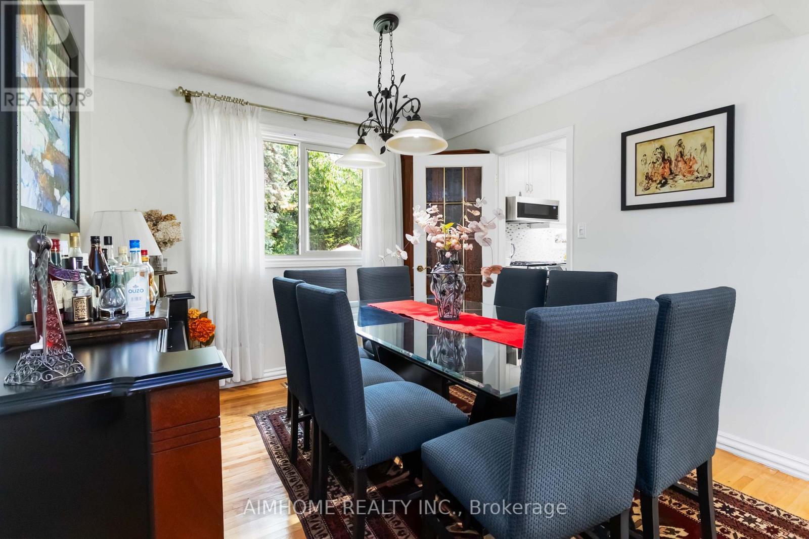 1031 Marley Crescent, Burlington, ON - Indoor Photo Showing Dining Room