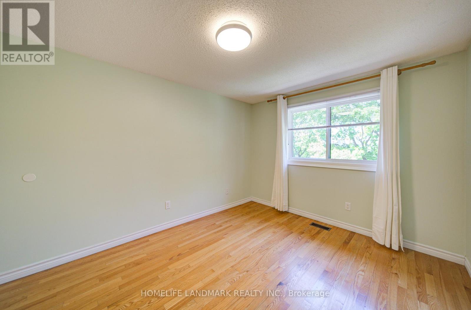 7 - 3345 Silverado Drive, Mississauga, ON - Indoor Photo Showing Other Room