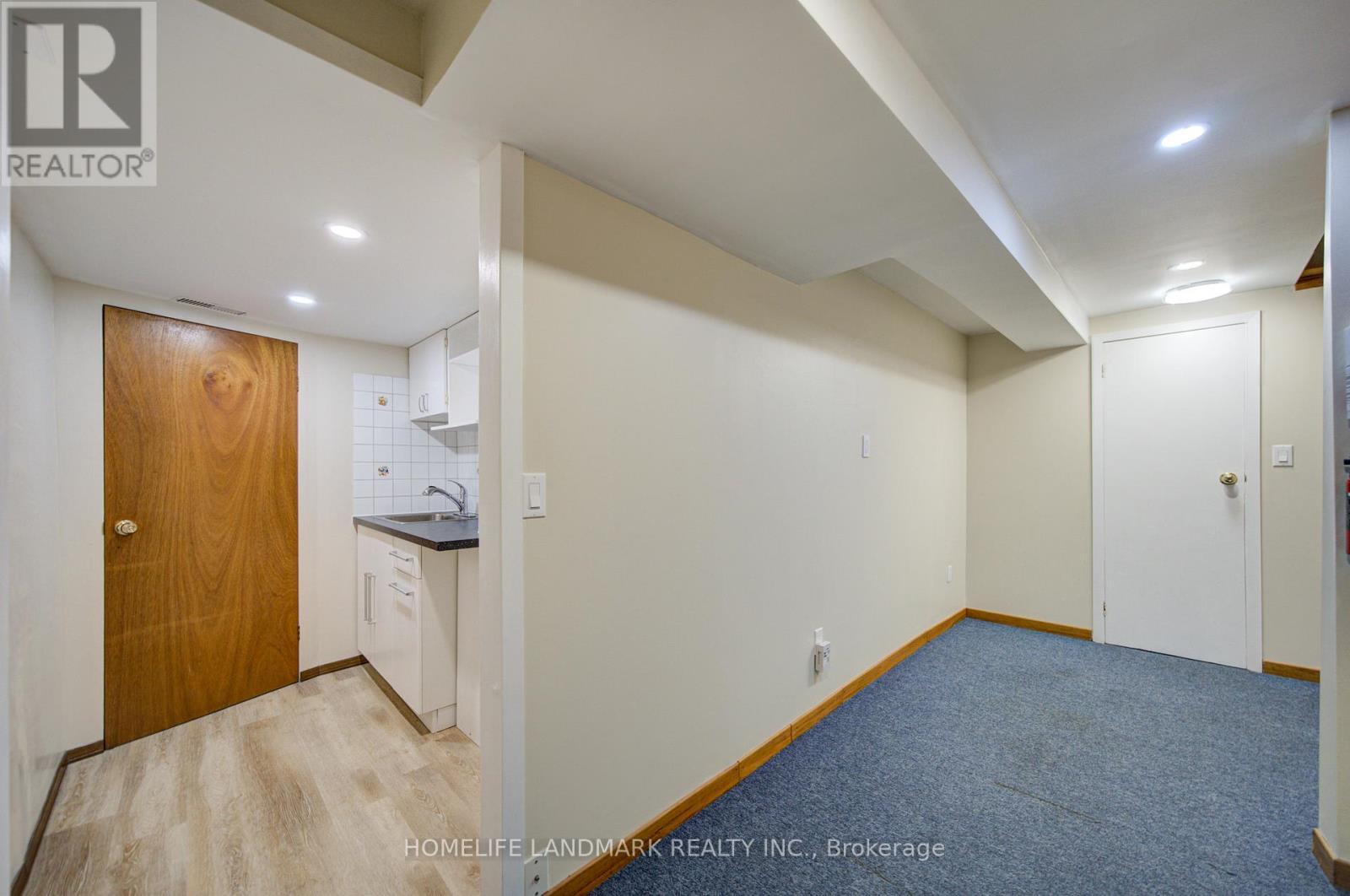 7 - 3345 Silverado Drive, Mississauga, ON - Indoor