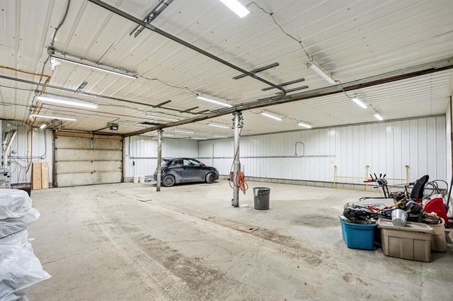 251 Princess St, Winnipeg, MB