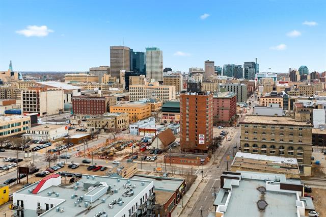 251 Princess St, Winnipeg, MB