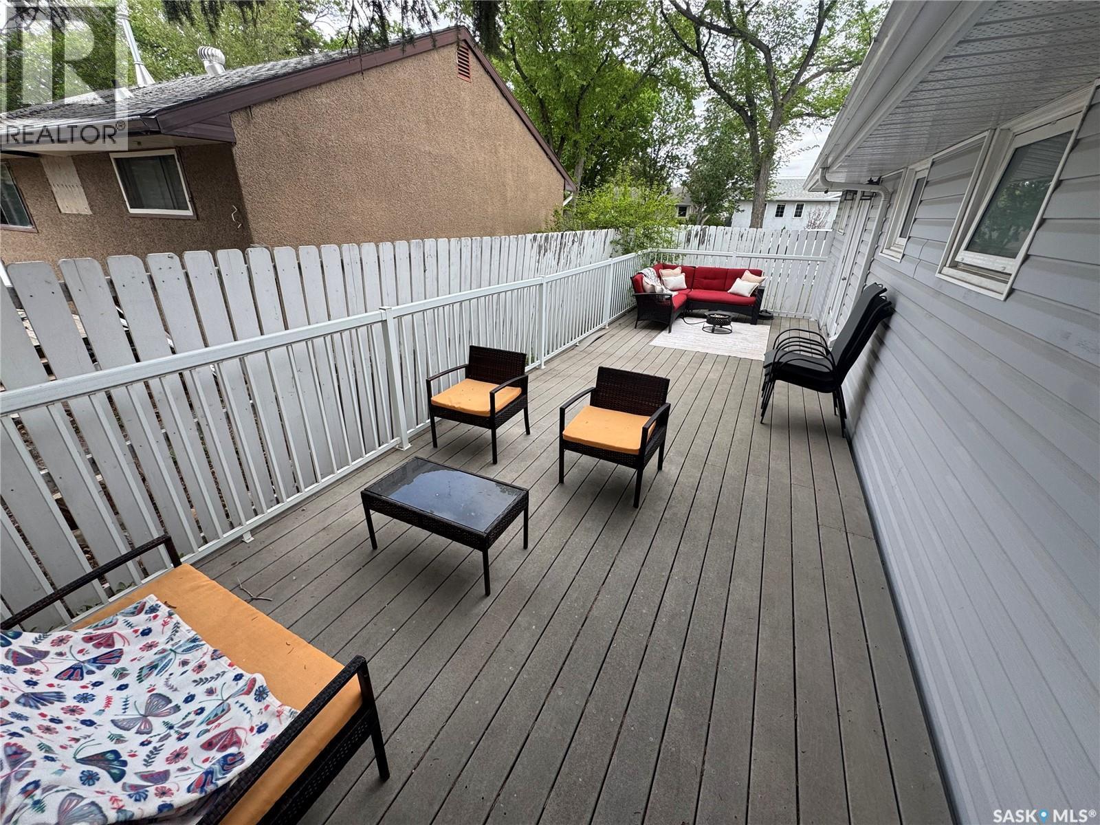 1410 4Th Avenue N, Regina, SK