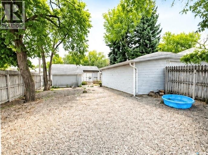 1410 4Th Avenue N, Regina, SK