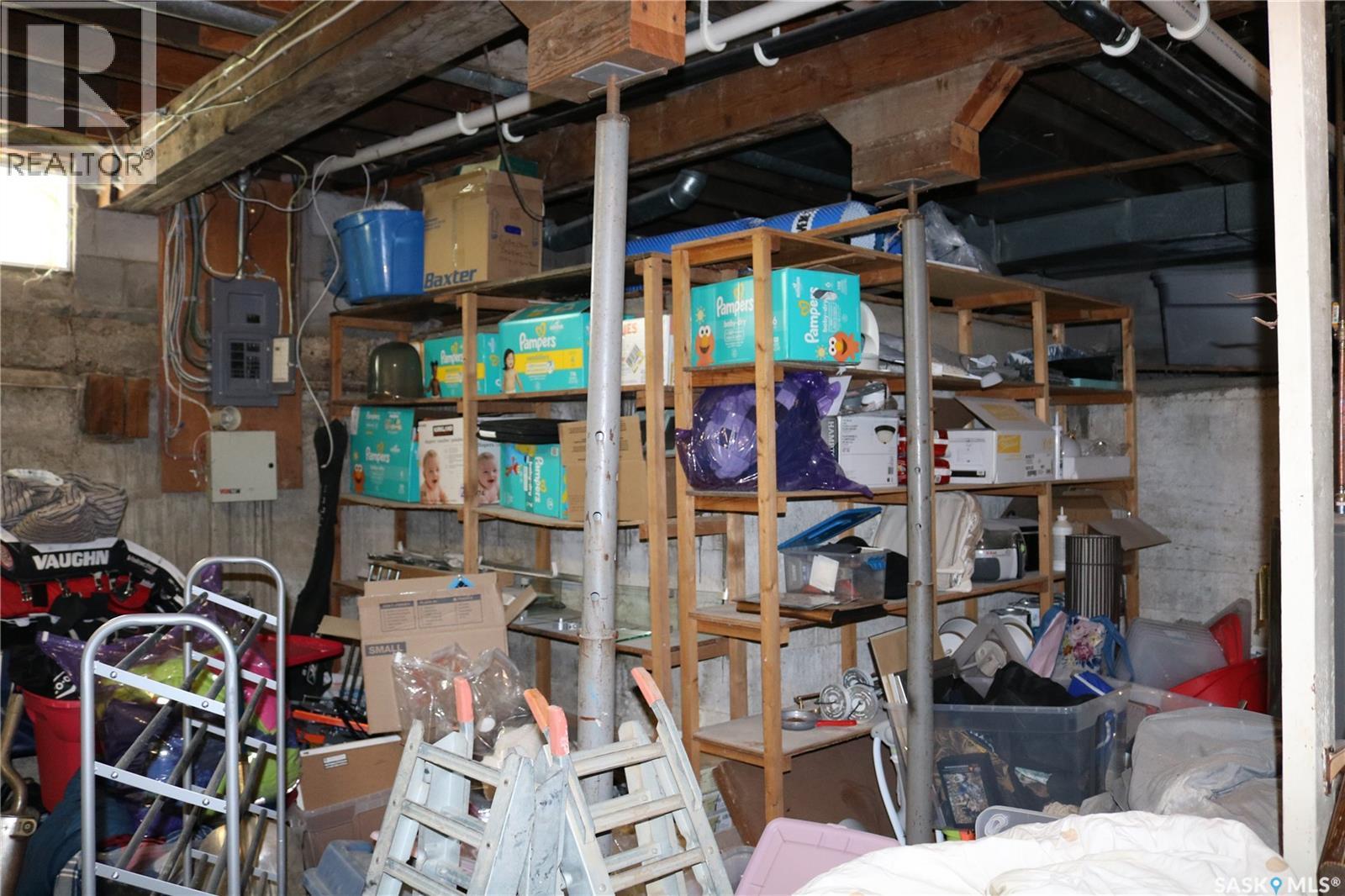 202 Main Street, Young, SK - Indoor Photo Showing Basement