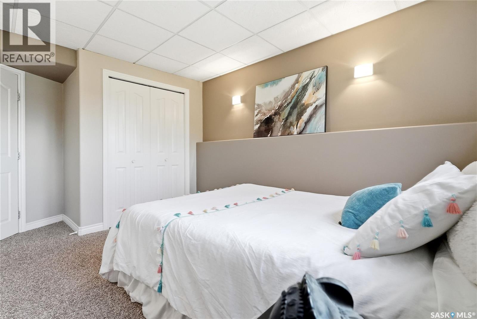 627 Paton Way, Saskatoon, SK - Indoor Photo Showing Bedroom
