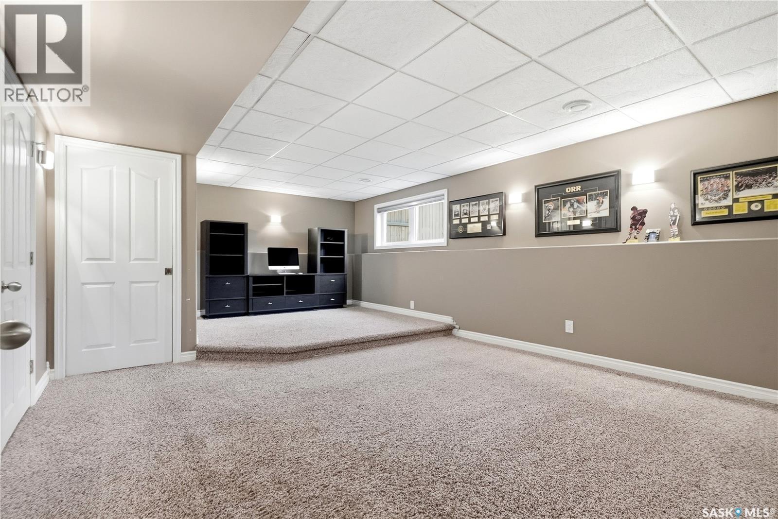 627 Paton Way, Saskatoon, SK - Indoor Photo Showing Other Room