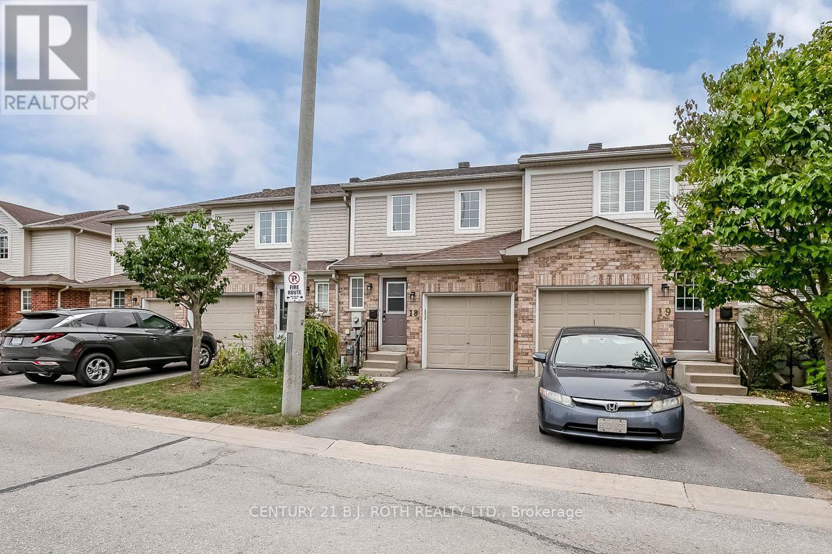 18 - 430 Mapleview Drive E, Barrie, ON - Outdoor With Facade