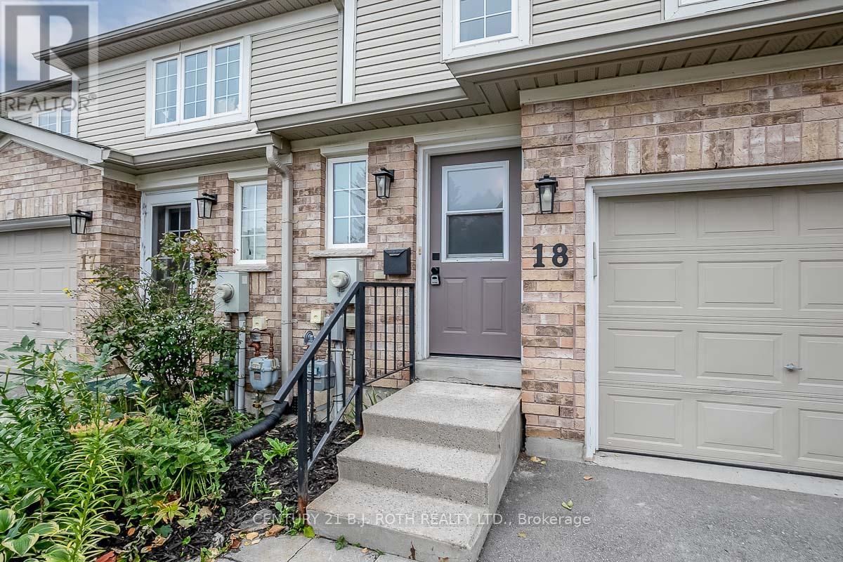 18 - 430 Mapleview Drive E, Barrie, ON - Outdoor