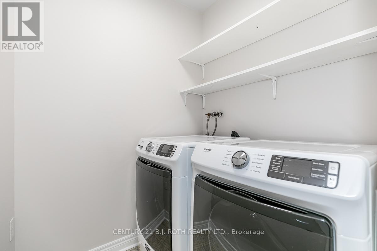 18 - 430 Mapleview Drive E, Barrie, ON - Indoor Photo Showing Laundry Room