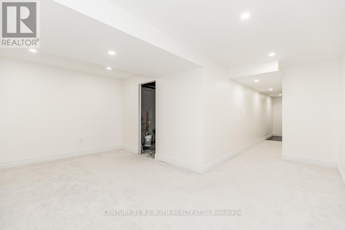 18 - 430 Mapleview Drive E, Barrie, ON - Indoor