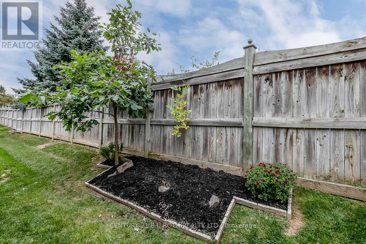 18 - 430 Mapleview Drive E, Barrie, ON - Outdoor