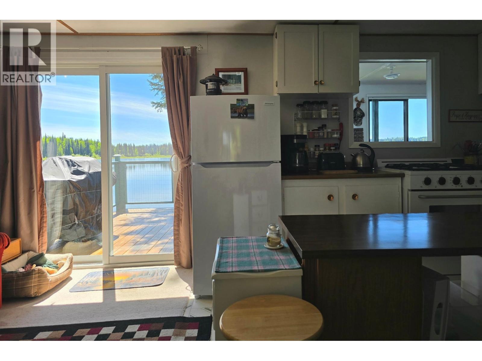 4209 Antoine Lake Road, Horsefly, BC - Indoor Photo Showing Kitchen