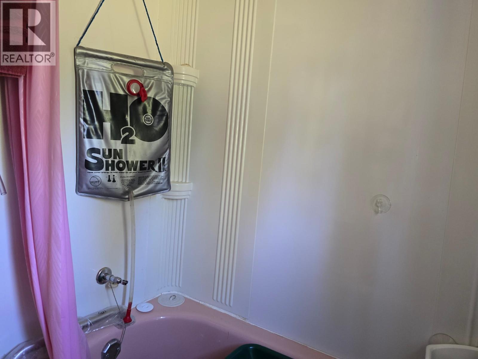 4209 Antoine Lake Road, Horsefly, BC - Indoor Photo Showing Bathroom