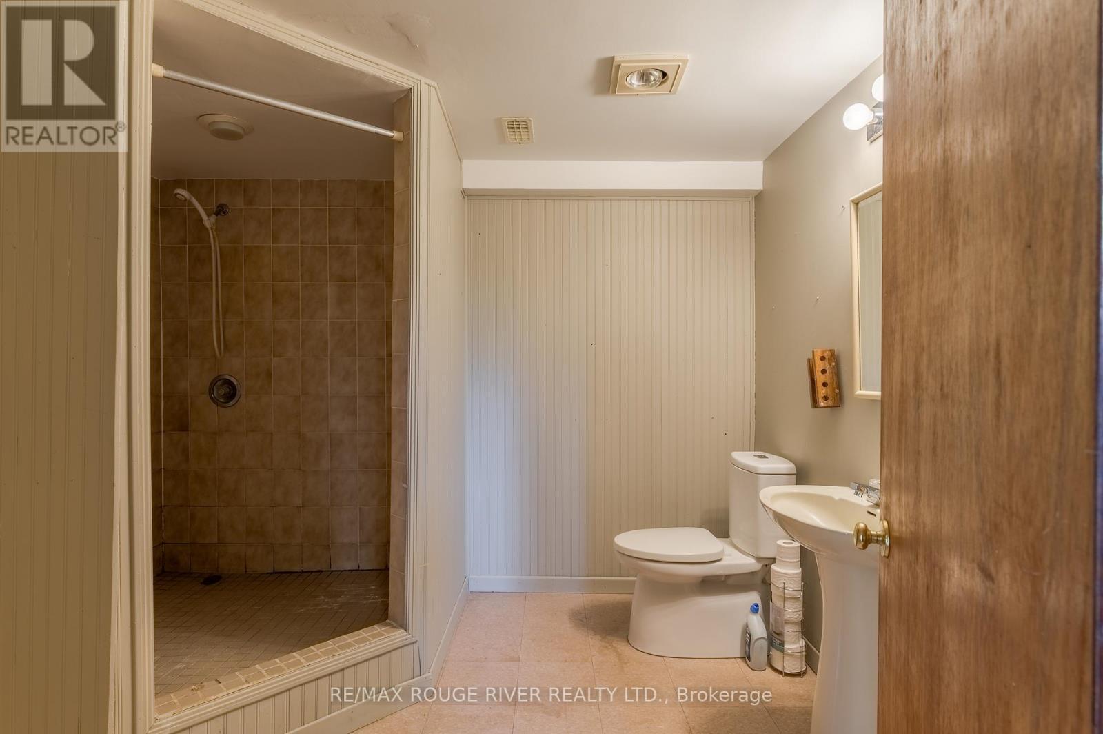 264 Clonakilty Line, Selwyn, ON