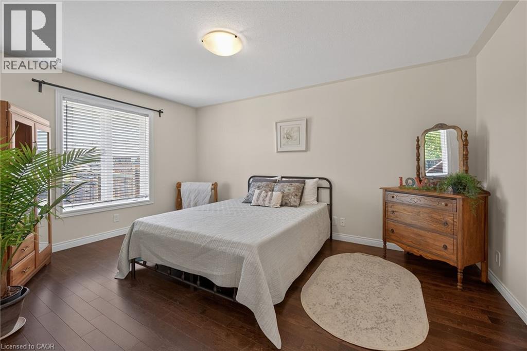 10 Emily Street, Hagersville, ON - Indoor Photo Showing Bedroom