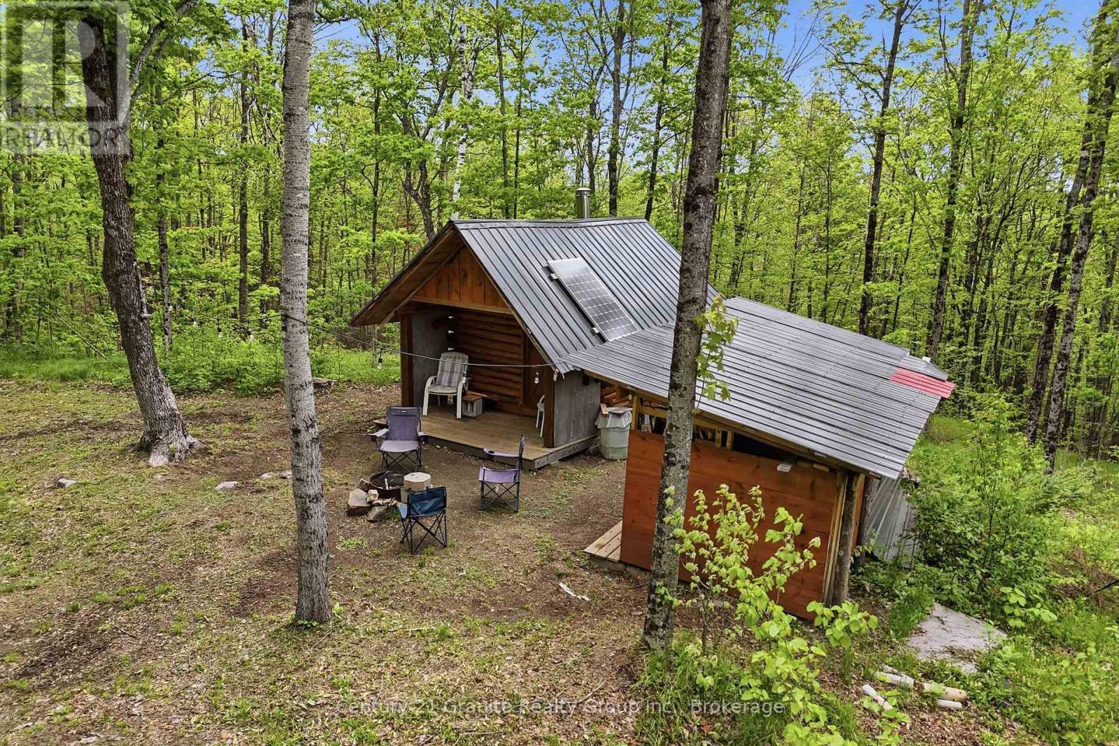 Cabin - 1937 Mumford Road, Highlands East (Cardiff Ward), ON - Outdoor
