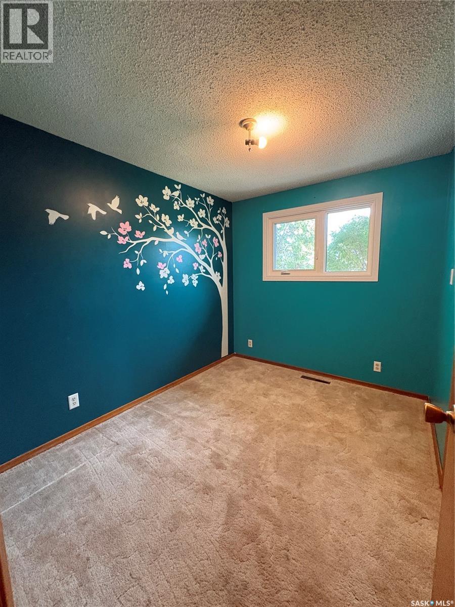 660 Alberta Avenue, Foam Lake, SK - Indoor Photo Showing Other Room