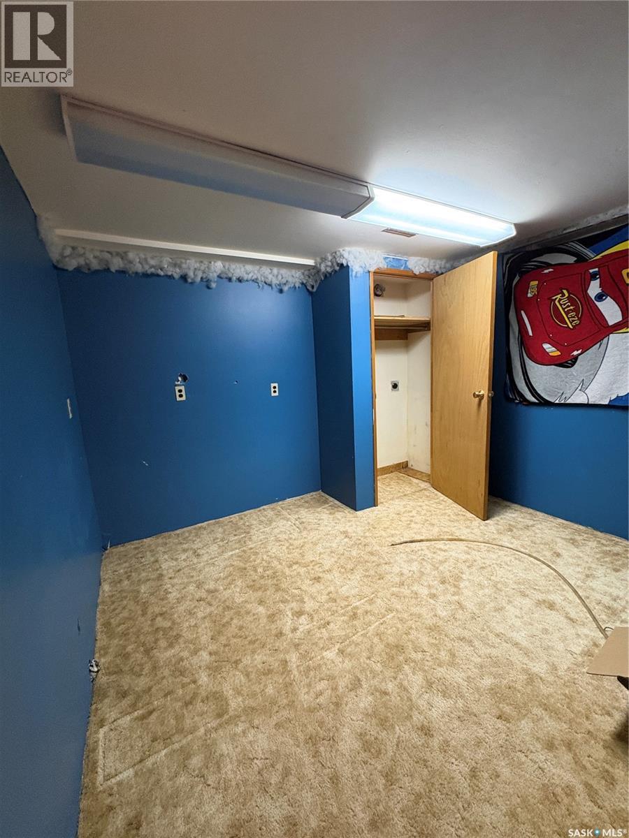 660 Alberta Avenue, Foam Lake, SK - Indoor Photo Showing Other Room