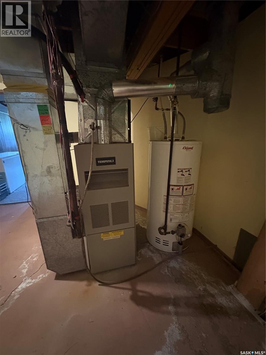 660 Alberta Avenue, Foam Lake, SK - Indoor Photo Showing Basement
