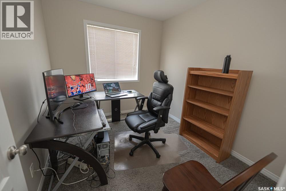 363 Levalley Cove, Saskatoon, SK - Indoor Photo Showing Office