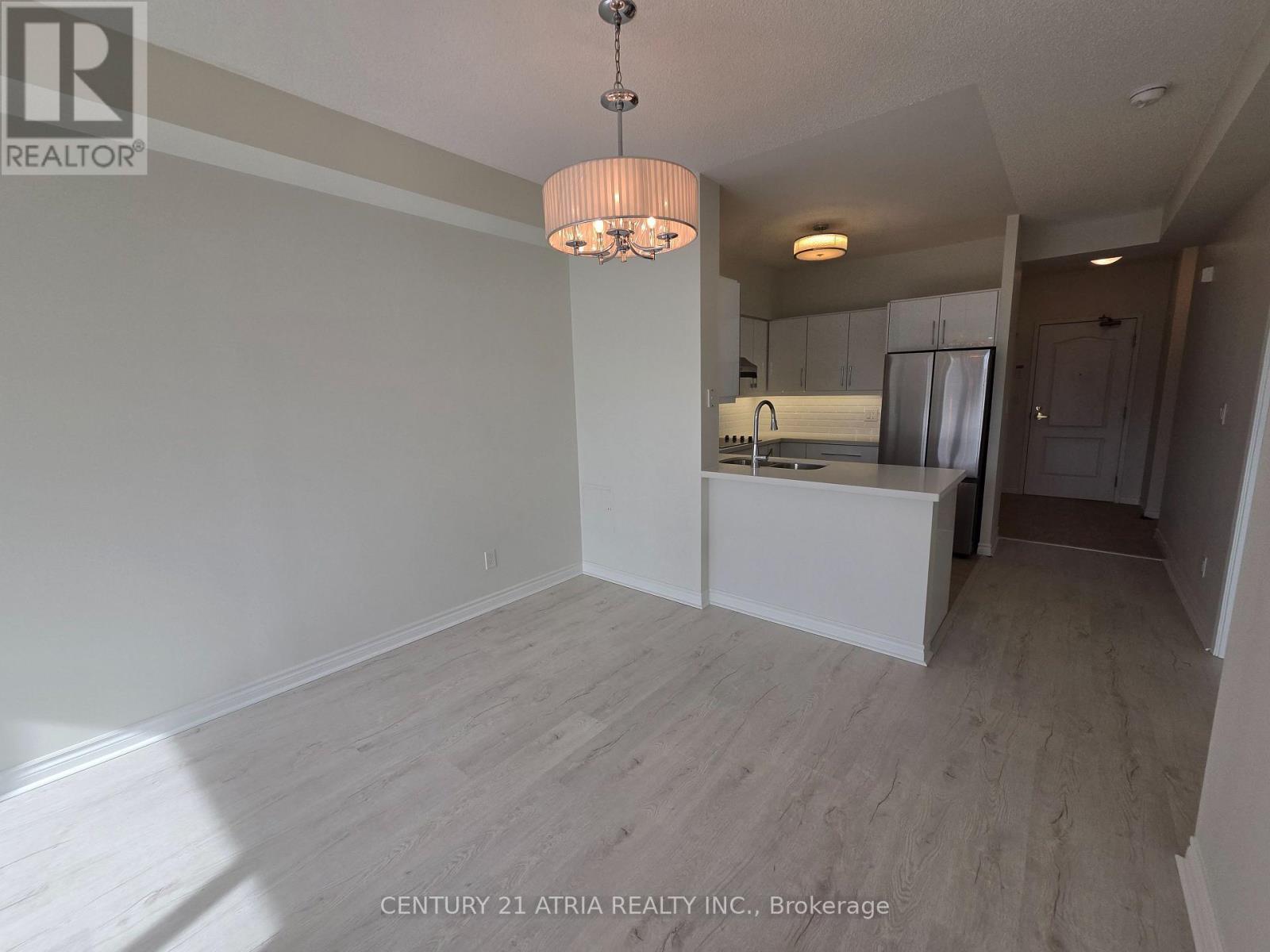 221 - 2020 Mcnicoll Avenue, Toronto, ON - Indoor Photo Showing Kitchen