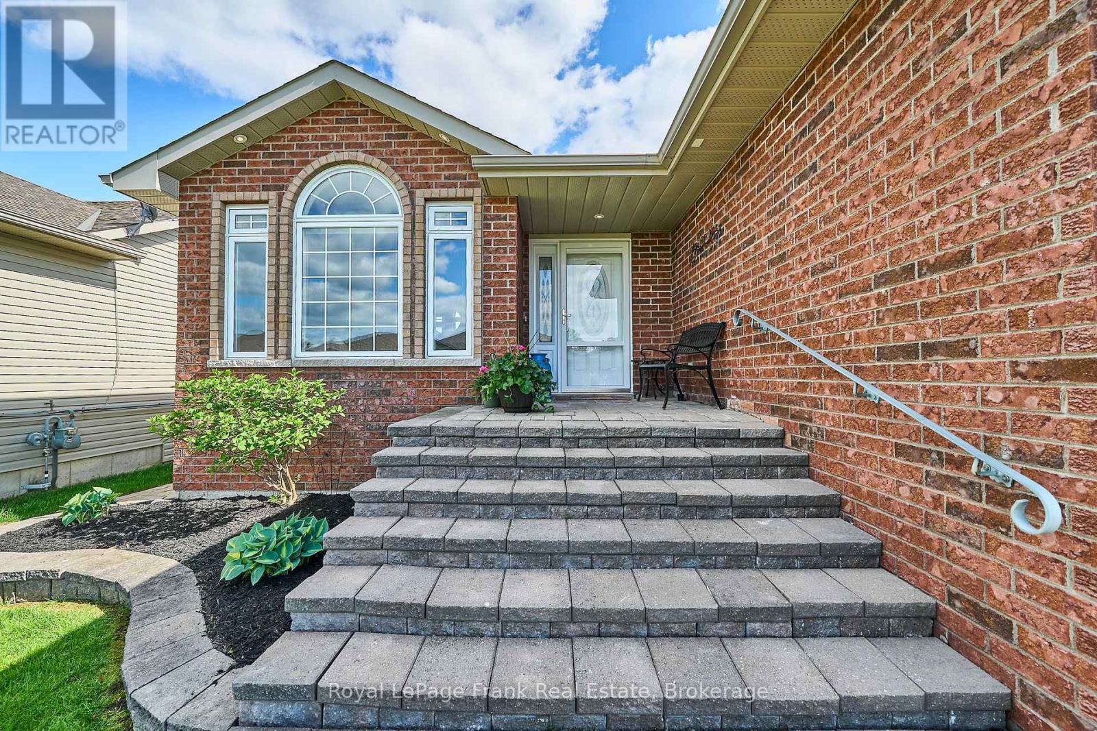 11 Fox Den Drive, Brighton, ON - Outdoor With Deck Patio Veranda