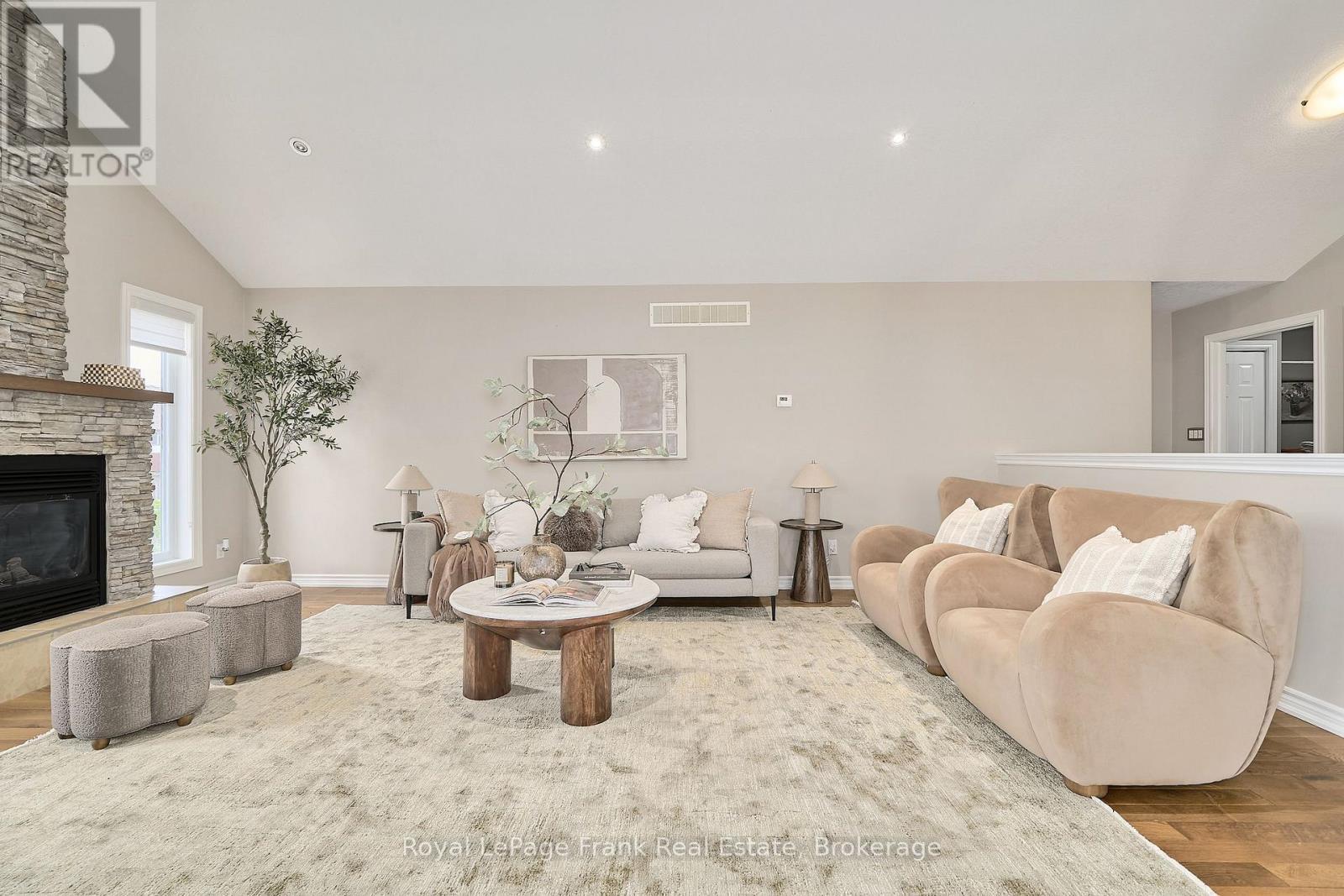 11 Fox Den Drive, Brighton, ON - Indoor Photo Showing Living Room With Fireplace
