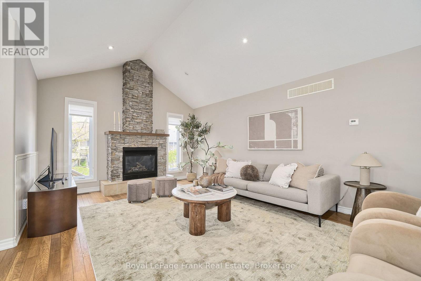 11 Fox Den Drive, Brighton, ON - Indoor Photo Showing Living Room With Fireplace