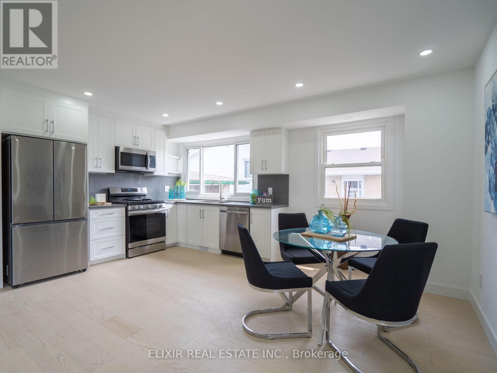 63 Champlain Avenue, Hamilton, ON - Indoor
