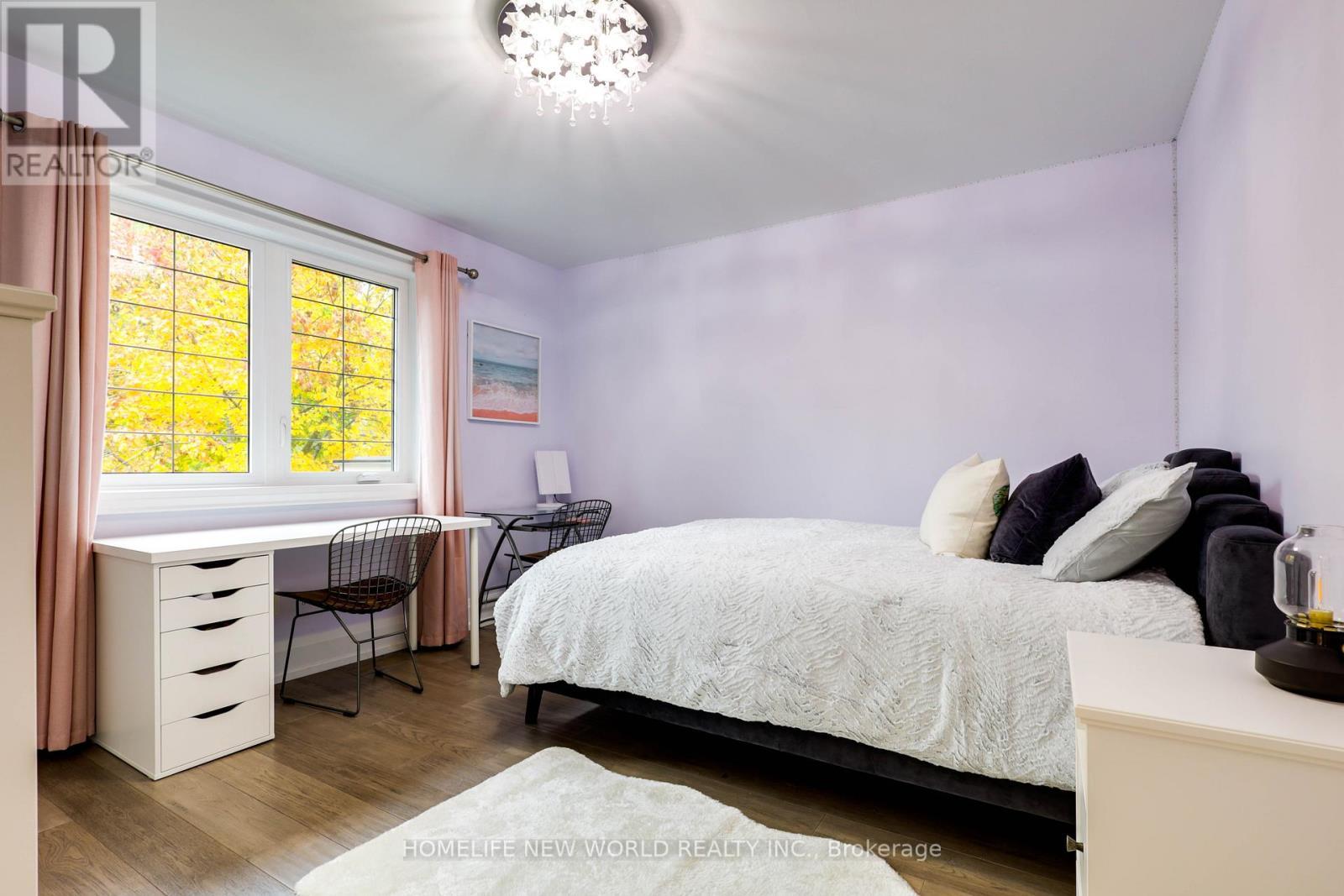 3 Burton Grove, King, ON - Indoor Photo Showing Bedroom
