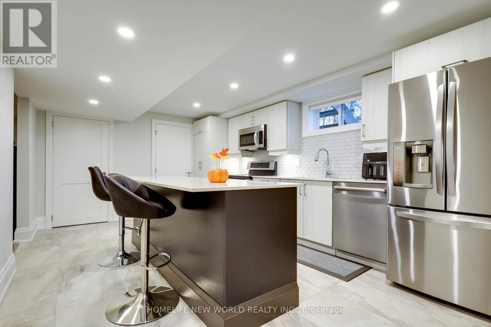 Basement Kitchen - 3 Burton Grove, King, ON - Indoor Photo Showing Kitchen