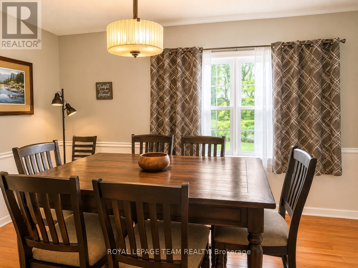 Dining room - 26 Lane Street, Madawaska Valley, ON - Indoor Photo Showing Dining Room
