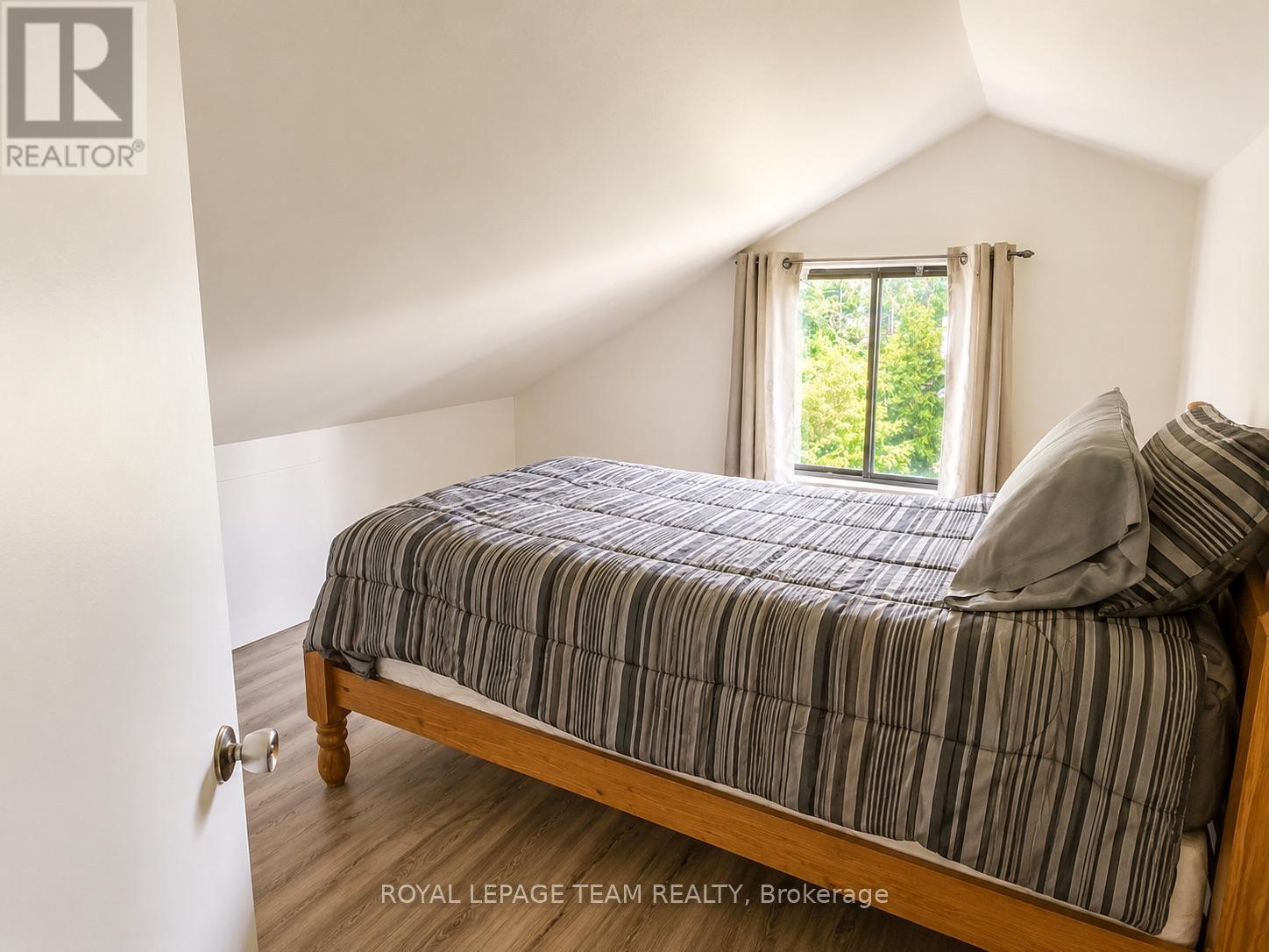 Upstairs bedroom - 26 Lane Street, Madawaska Valley, ON - Indoor Photo Showing Bedroom