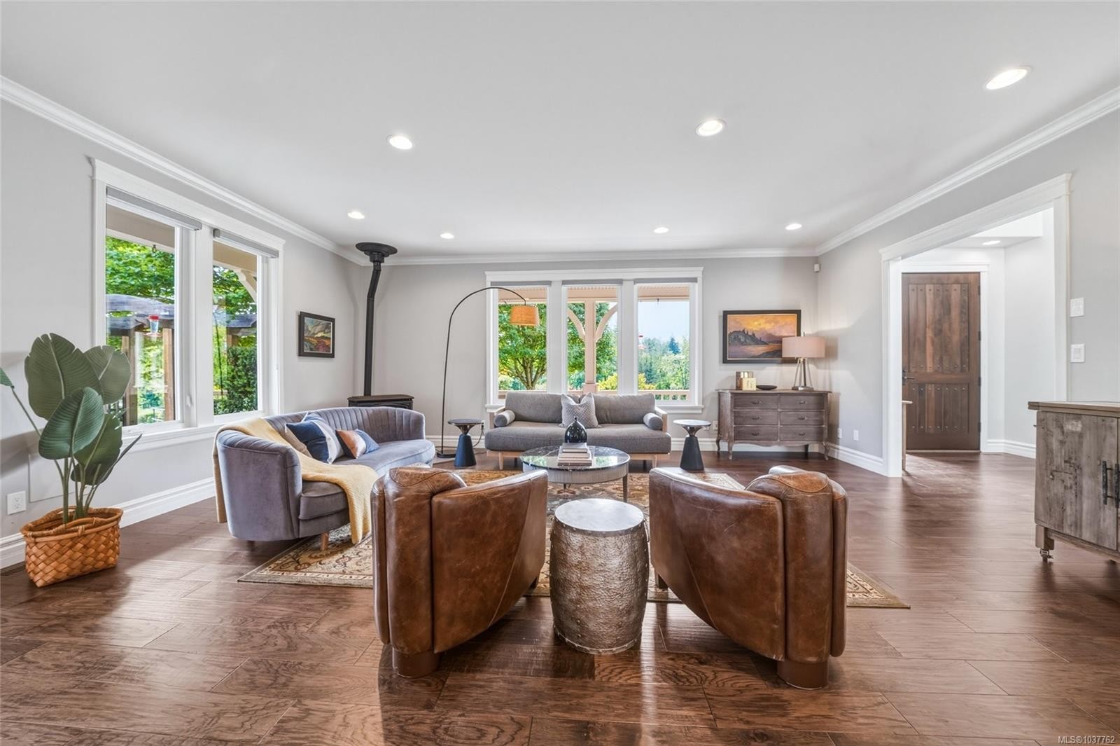 6429 Bryn Rd, Central Saanich, BC