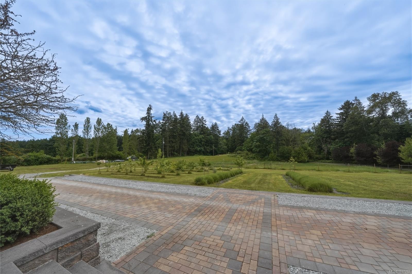 6429 Bryn Rd, Central Saanich, BC
