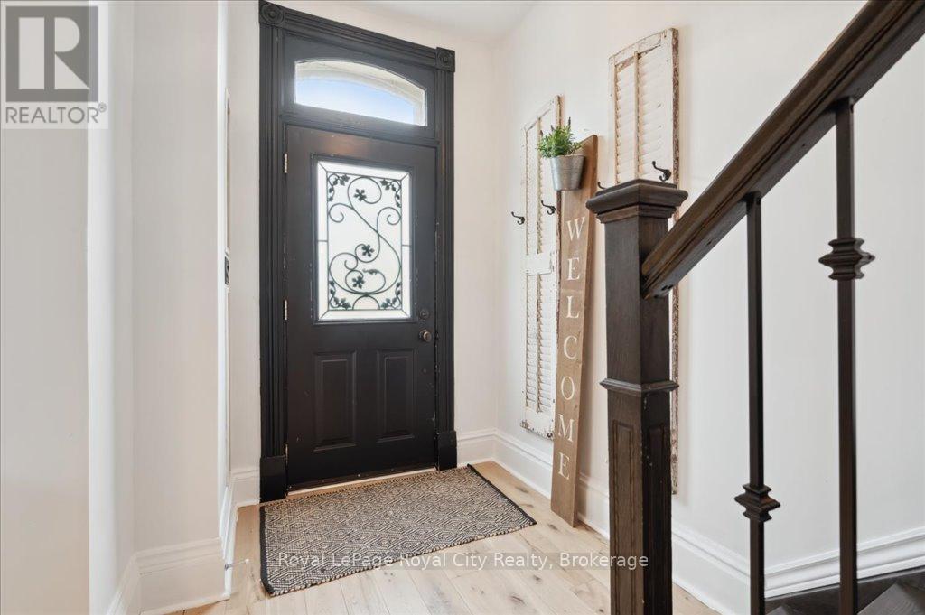 42 Bielby Street, East Luther Grand Valley (Grand Valley), ON - Indoor Photo Showing Other Room