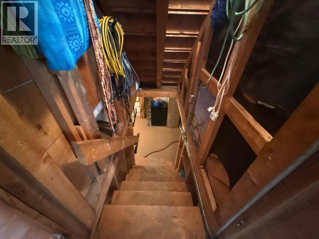 12 Fireweed Road, Dawson City, YT - Indoor Photo Showing Other Room