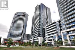 2210 - 7165 YONGE STREET Markham, ON L3T 0C9